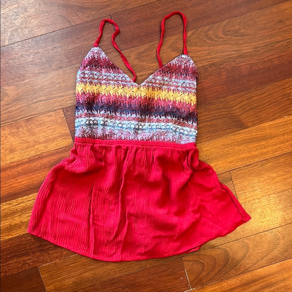 Women’s red colorful size M flowy shirt